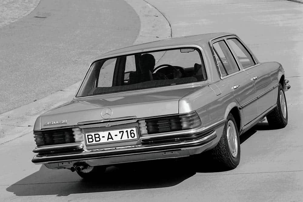 https://autogreeknews.gr/wp-content/uploads/2026/08/mercedes-benz_350_se_10.jpg