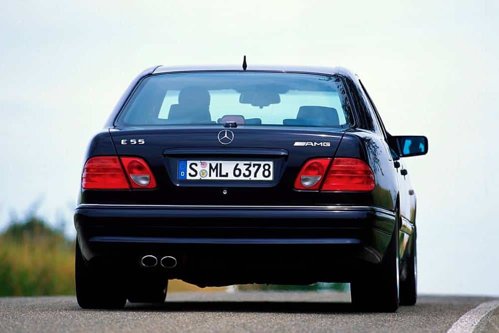 https://autogreeknews.gr/wp-content/uploads/2026/08/mercedes-benz_e_55_amg.jpg