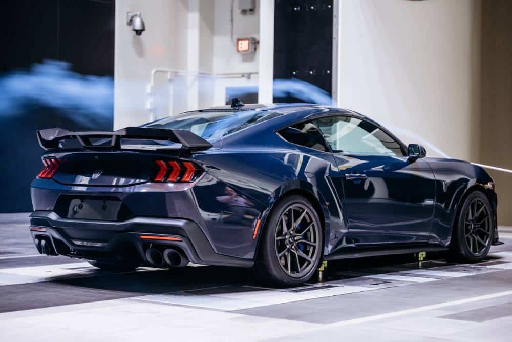https://autogreeknews.gr/wp-content/uploads/2026/08/mustang-wind-tunnel.jpg