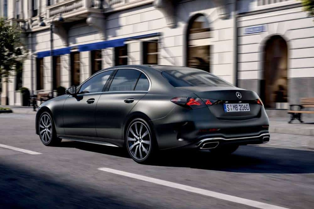 https://autogreeknews.gr/wp-content/uploads/2026/08/new-mercedes-c-class-1.jpg