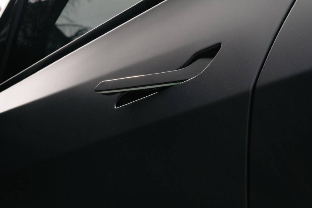 https://autogreeknews.gr/wp-content/uploads/2026/08/secret-door-handles-03.jpg