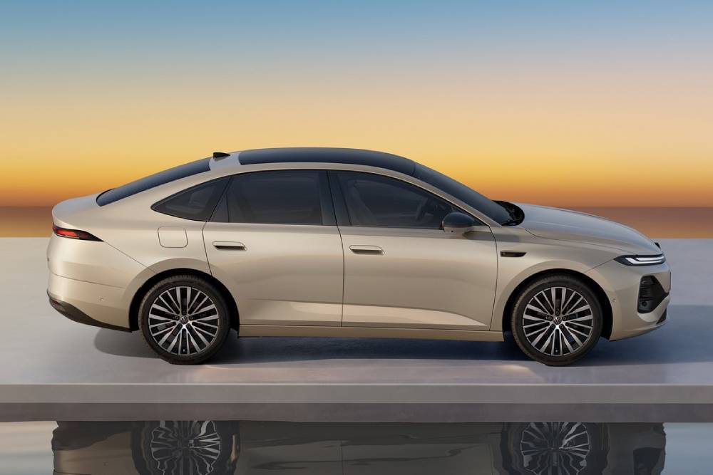 https://autogreeknews.gr/wp-content/uploads/2026/08/vw-id.-era-es5-08.jpg