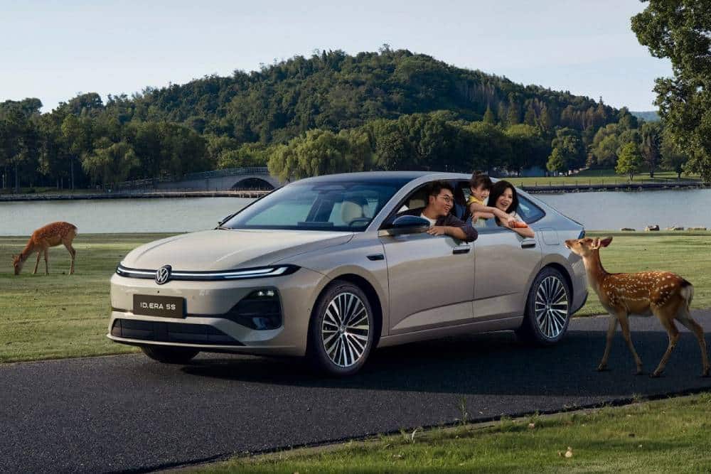 https://autogreeknews.gr/wp-content/uploads/2026/08/vw-id.-era-es5-09.jpg