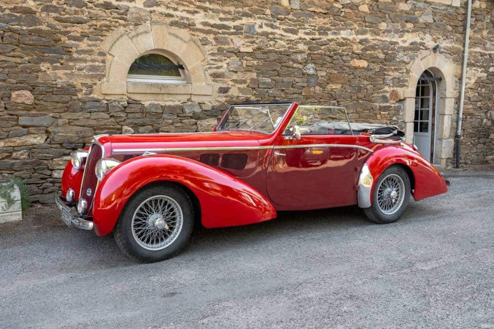 https://autogreeknews.gr/wp-content/uploads/2026/09/1946-Delahaye-135-M-Three-Position-Cabriolet.jpg