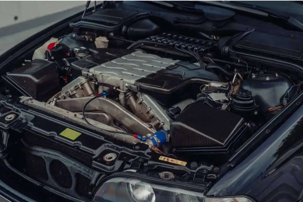 https://autogreeknews.gr/wp-content/uploads/2026/09/2000-bmw-m5-volkswagen-w10-prototype-8.jpg
