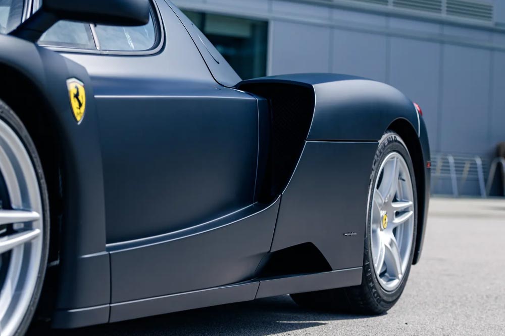 https://autogreeknews.gr/wp-content/uploads/2026/09/2004-Ferrari-Enzo-7.jpg