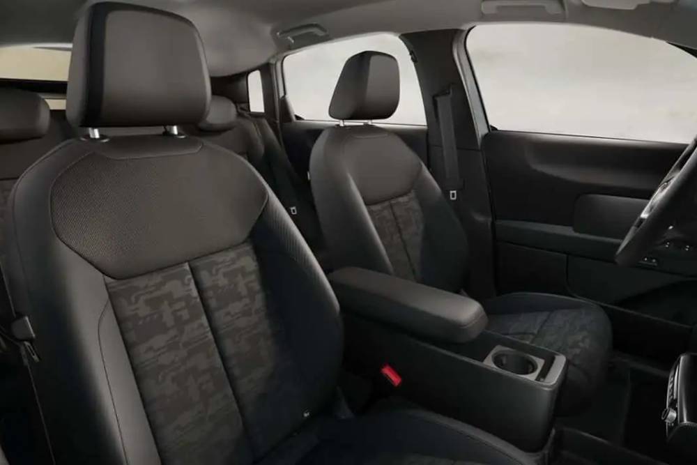 https://autogreeknews.gr/wp-content/uploads/2026/09/2027-audi-a2-e-tron-base-model-4.jpg