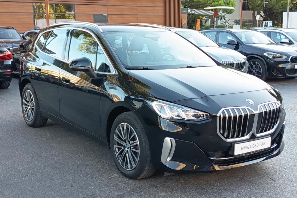 BMW Σειρά 2 Active Tourer 2ετίας «έχασε» στο δρόμο 23.000 ευρώ