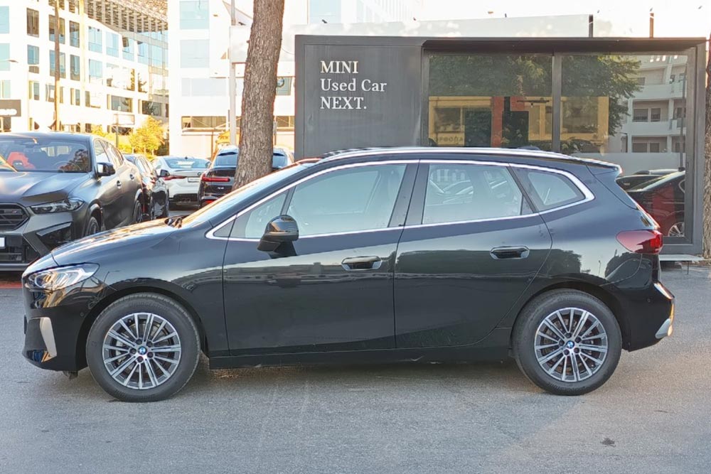 https://autogreeknews.gr/wp-content/uploads/2026/09/BMW-218d-Active-Tourer-2024-used-6.jpg