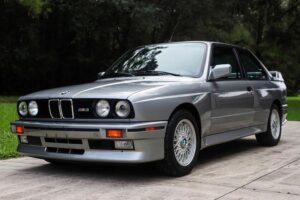 BMW_M3_E30_02_1000x667