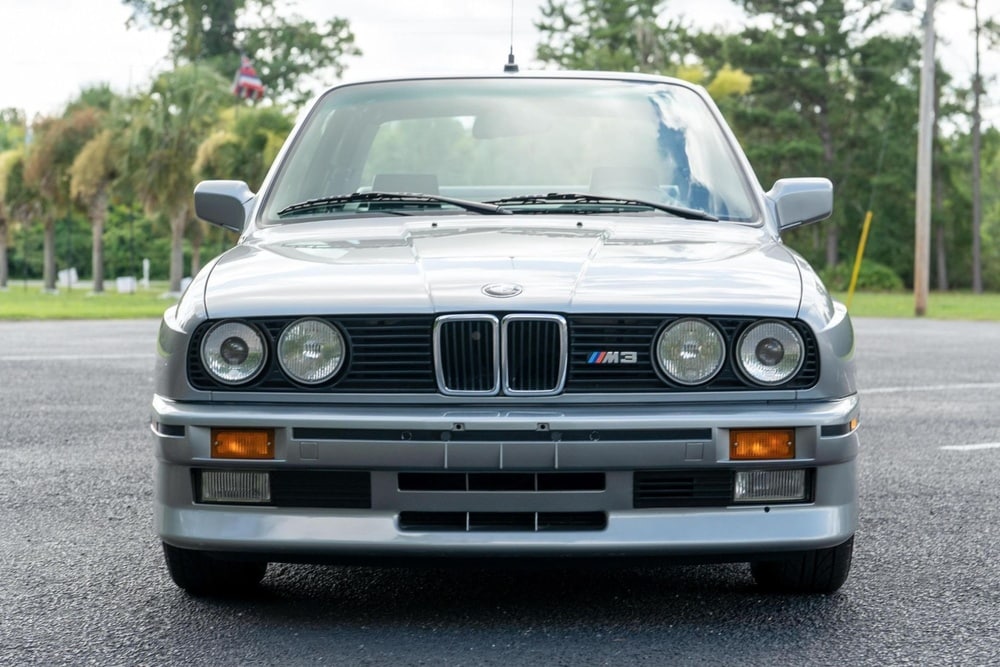 https://autogreeknews.gr/wp-content/uploads/2026/09/BMW_M3_E30_05_1000x667.jpg
