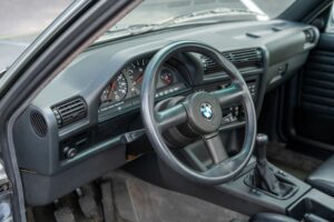 BMW_M3_E30_07_1000x667