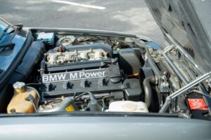 BMW_M3_E30_09_1000x667