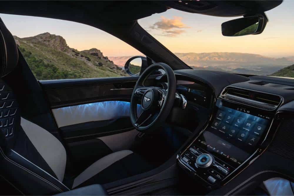 https://autogreeknews.gr/wp-content/uploads/2026/09/Bentley-Torcal-EV-1.jpg