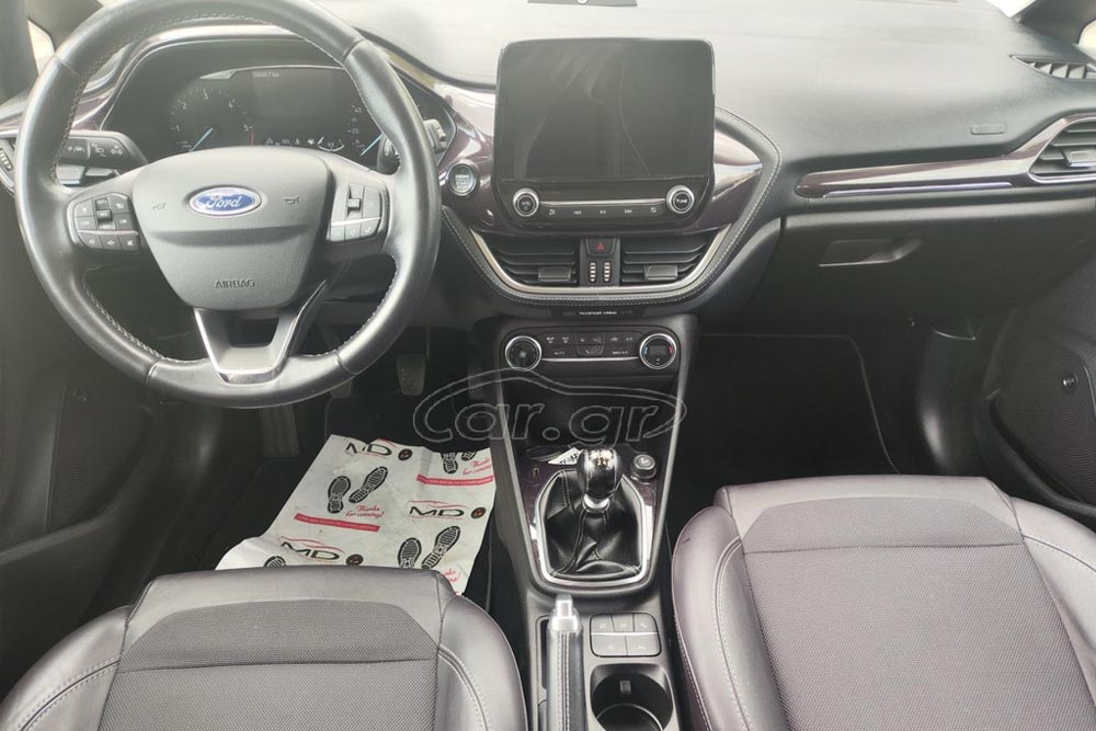 https://autogreeknews.gr/wp-content/uploads/2026/09/Ford-Fiesta-Vignale-used-5.jpg