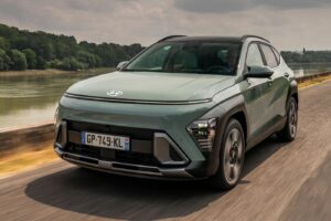 Άρχοντας με το νέο Hyundai Kona Hybrid
