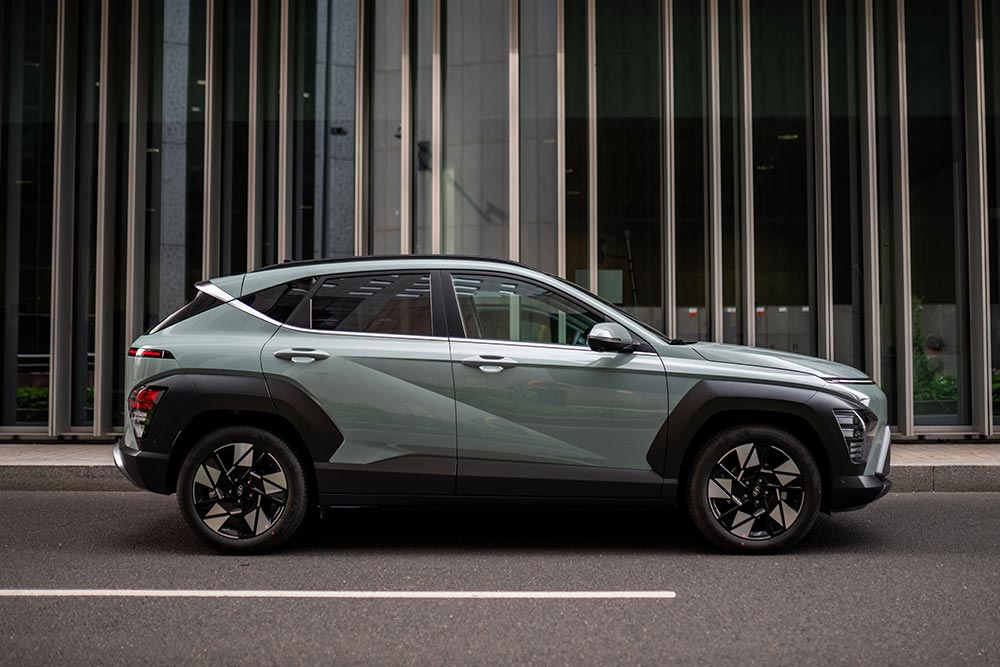https://autogreeknews.gr/wp-content/uploads/2026/09/Hyundai-Kona-Hybrid-9.jpg