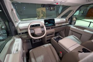 Kia-PV7-3