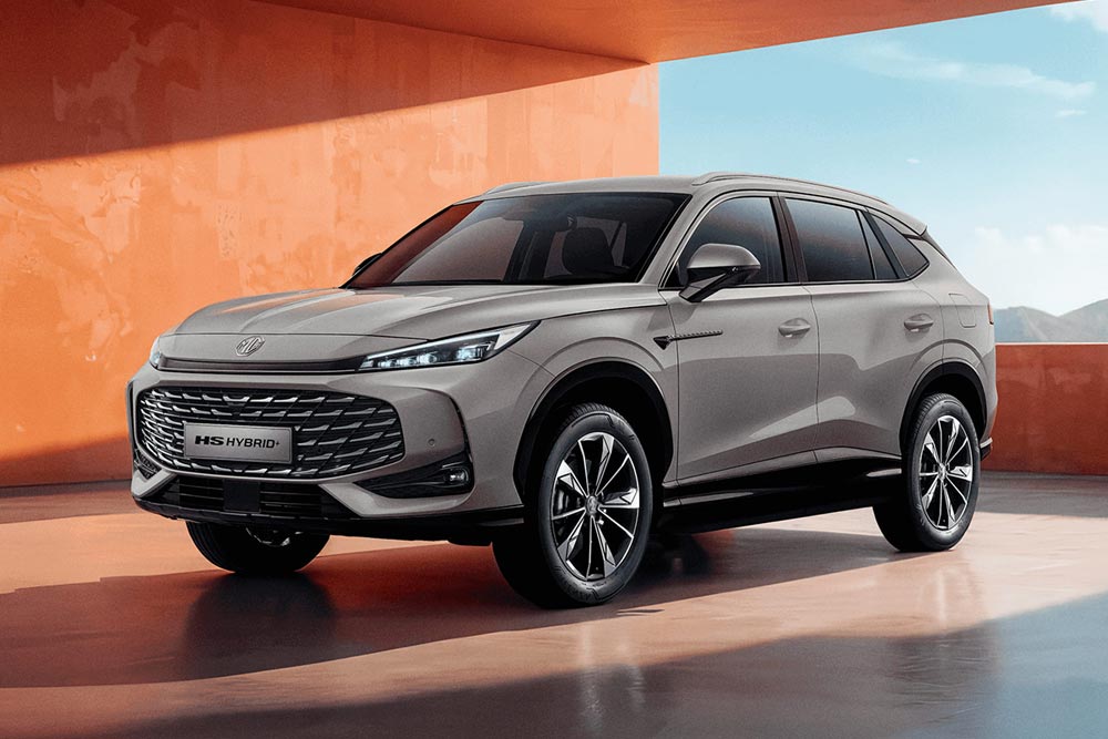 https://autogreeknews.gr/wp-content/uploads/2026/09/MG-HS-Hybrid-3.jpg