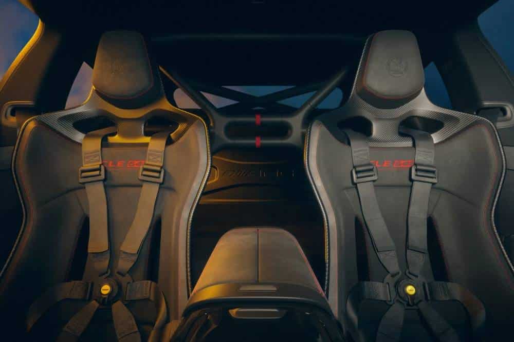 https://autogreeknews.gr/wp-content/uploads/2026/09/Mercedes-AMG-CLE-646-Spezialanfertigung-8.jpg
