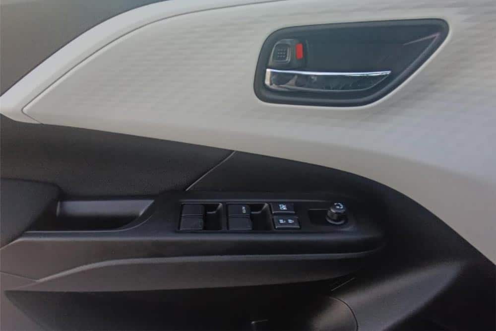 https://autogreeknews.gr/wp-content/uploads/2026/09/Suzuki-Swift-2025-used-2.jpg