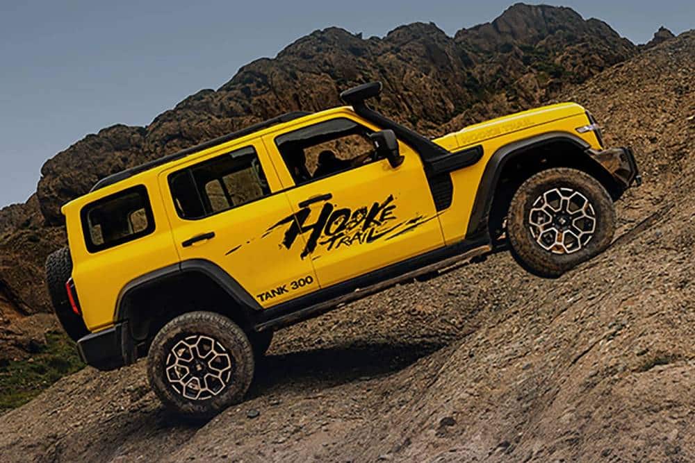 https://autogreeknews.gr/wp-content/uploads/2026/09/Tank-300-Hooke-Trail-Edition-5-2048x1153-1.jpg