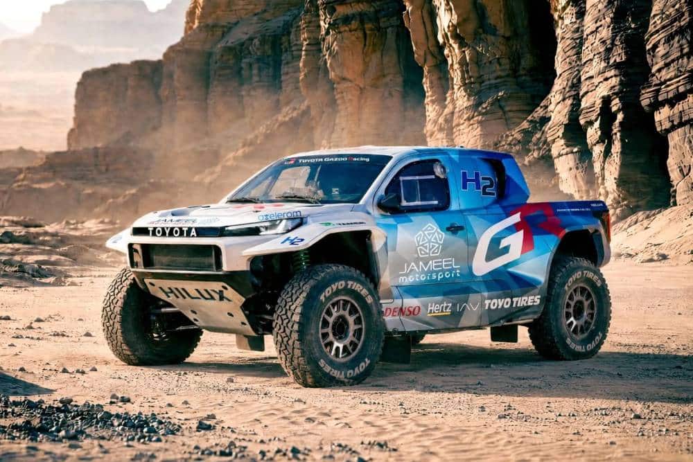 https://autogreeknews.gr/wp-content/uploads/2026/09/Toyota-DKR-GR-FC-Hilux-1-2048x1152-1.jpg