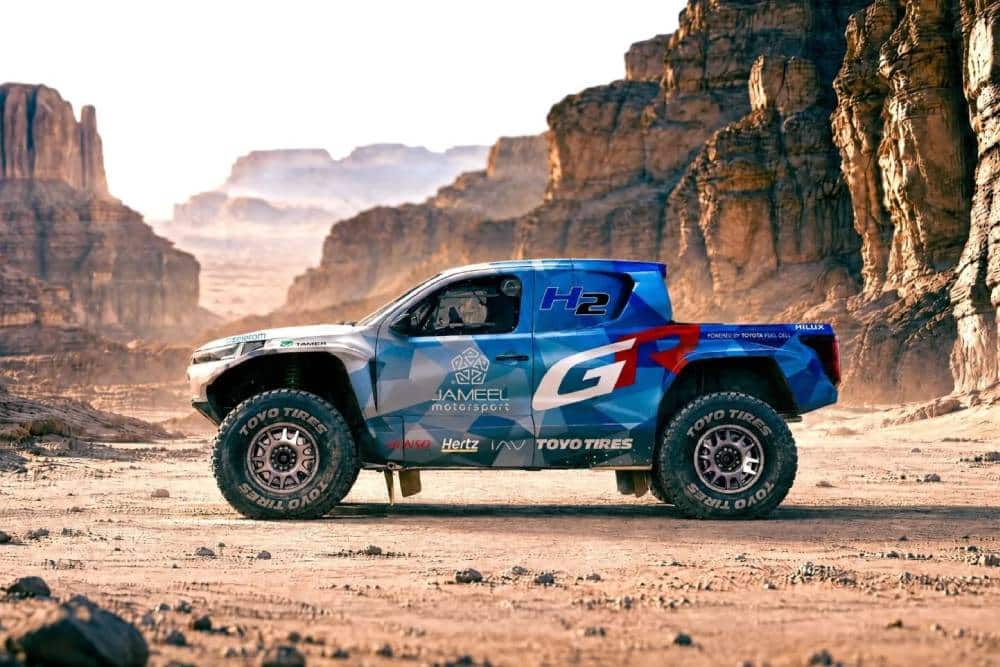 https://autogreeknews.gr/wp-content/uploads/2026/09/Toyota-DKR-GR-FC-Hilux-5-2048x1152-1.jpg