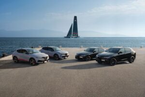 Η Alfa Romeo ανοίγει πανιά με τις νέες Edizione Luna Rossa