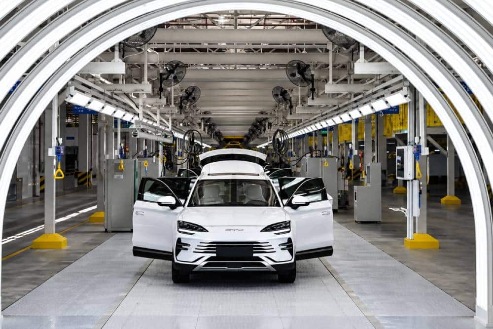 Η BYD κατακτά την Ευρώπη με 4 εργοστάσια