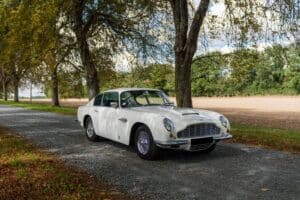 cc-1967astonmartindb6-0004