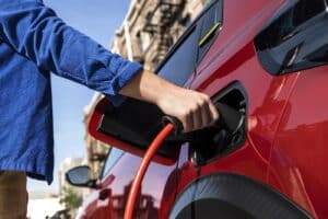 To SUV των 17.700 ευρώ που «ηλέκτρισε» τους Έλληνες