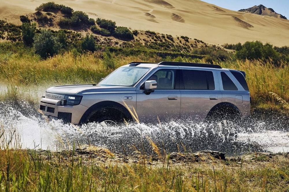 https://autogreeknews.gr/wp-content/uploads/2026/09/freelander-8-guiness-record-03.jpg