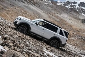 Ρεκόρ Γκίνες με το «καλημέρα» το νέο Freelander