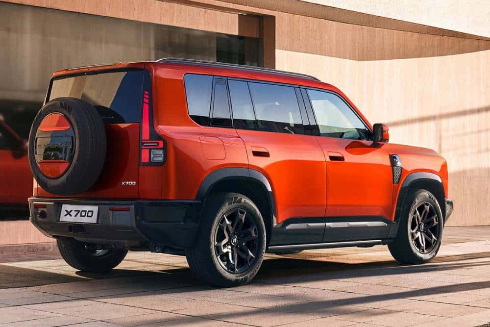 https://autogreeknews.gr/wp-content/uploads/2026/09/m-hero-m700-06.jpg