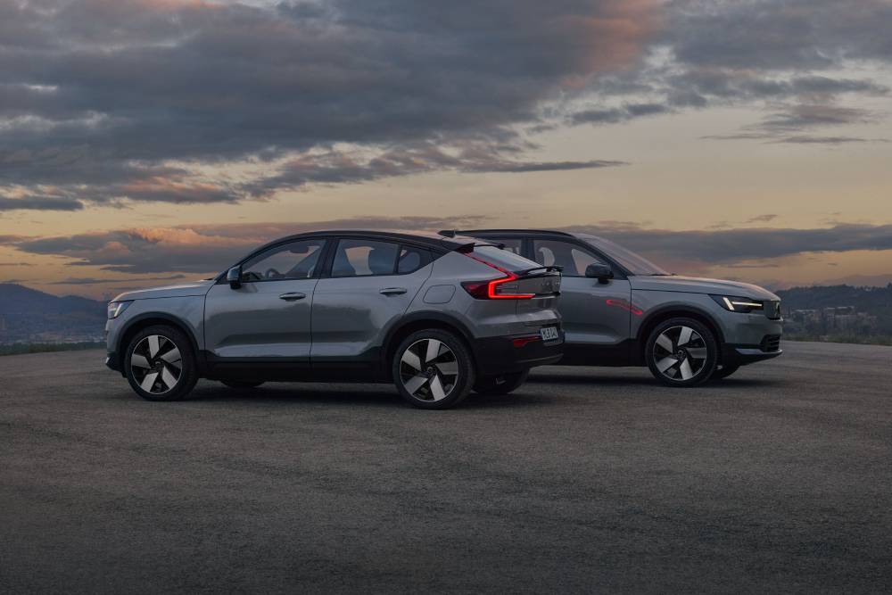 https://autogreeknews.gr/wp-content/uploads/2026/09/new-volvo-xc40-and-ec40-13.jpg