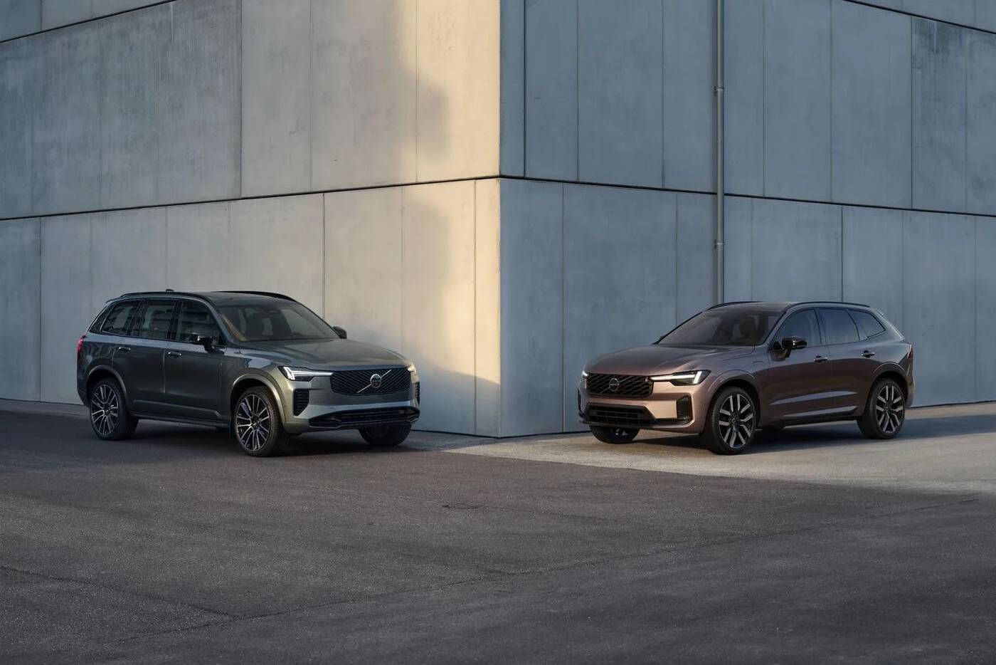 Νέα Volvo XC60 & XC90 PHEV με τρομερή ηλεκτρική αυτονομία