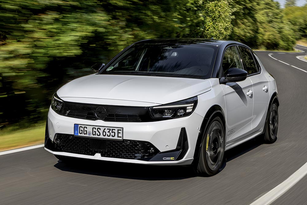 https://autogreeknews.gr/wp-content/uploads/2026/09/opel-corsa-gse.jpg