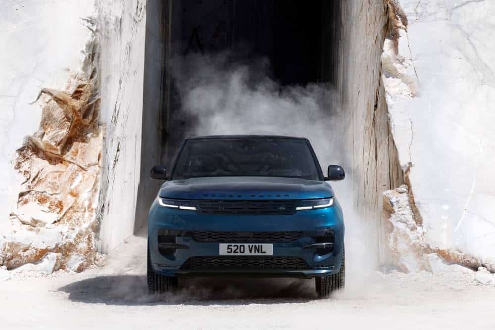 https://autogreeknews.gr/wp-content/uploads/2026/09/range-rover-sport-electric-10.jpg