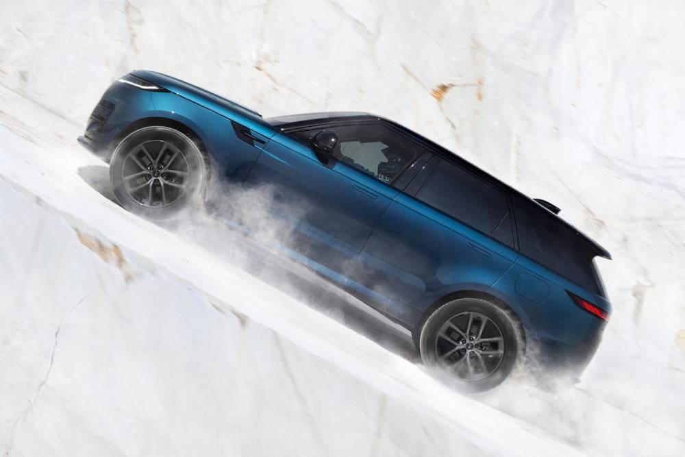 https://autogreeknews.gr/wp-content/uploads/2026/09/range-rover-sport-electric-11.jpg