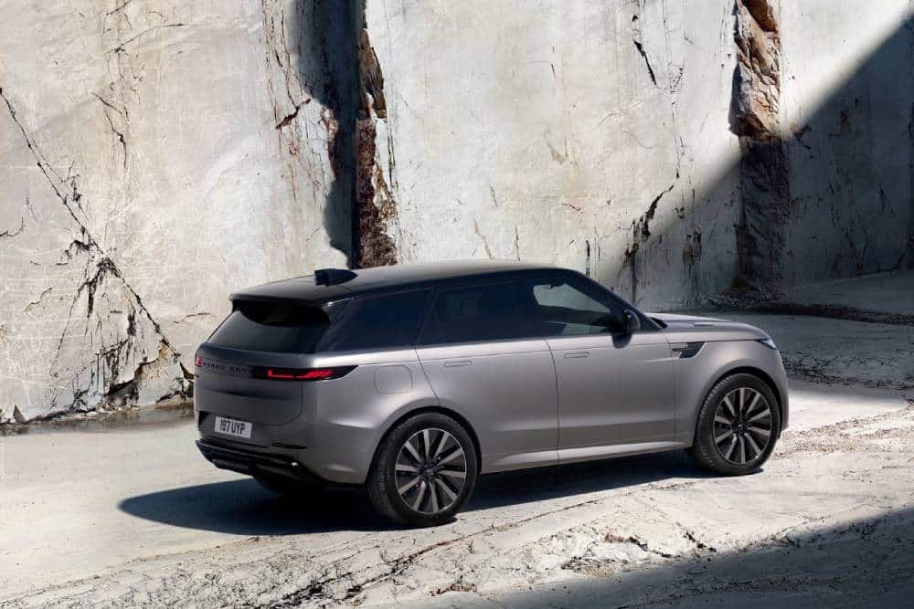 https://autogreeknews.gr/wp-content/uploads/2026/09/range-rover-sport-electric-8.jpg