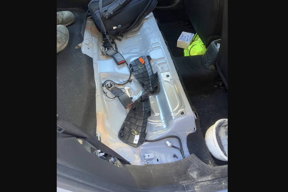 https://autogreeknews.gr/wp-content/uploads/2026/09/stolen-rear-seats.jpg