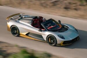 Νέα «αιθέρια» Aston Martin Valhalla Spider με 1.079 άλογα