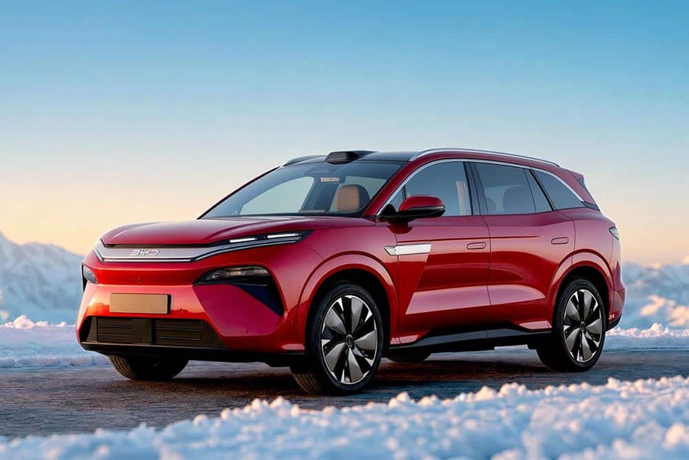 Νέο SUV BYD ATTO 8 φορτίζει σε 9 λεπτά!