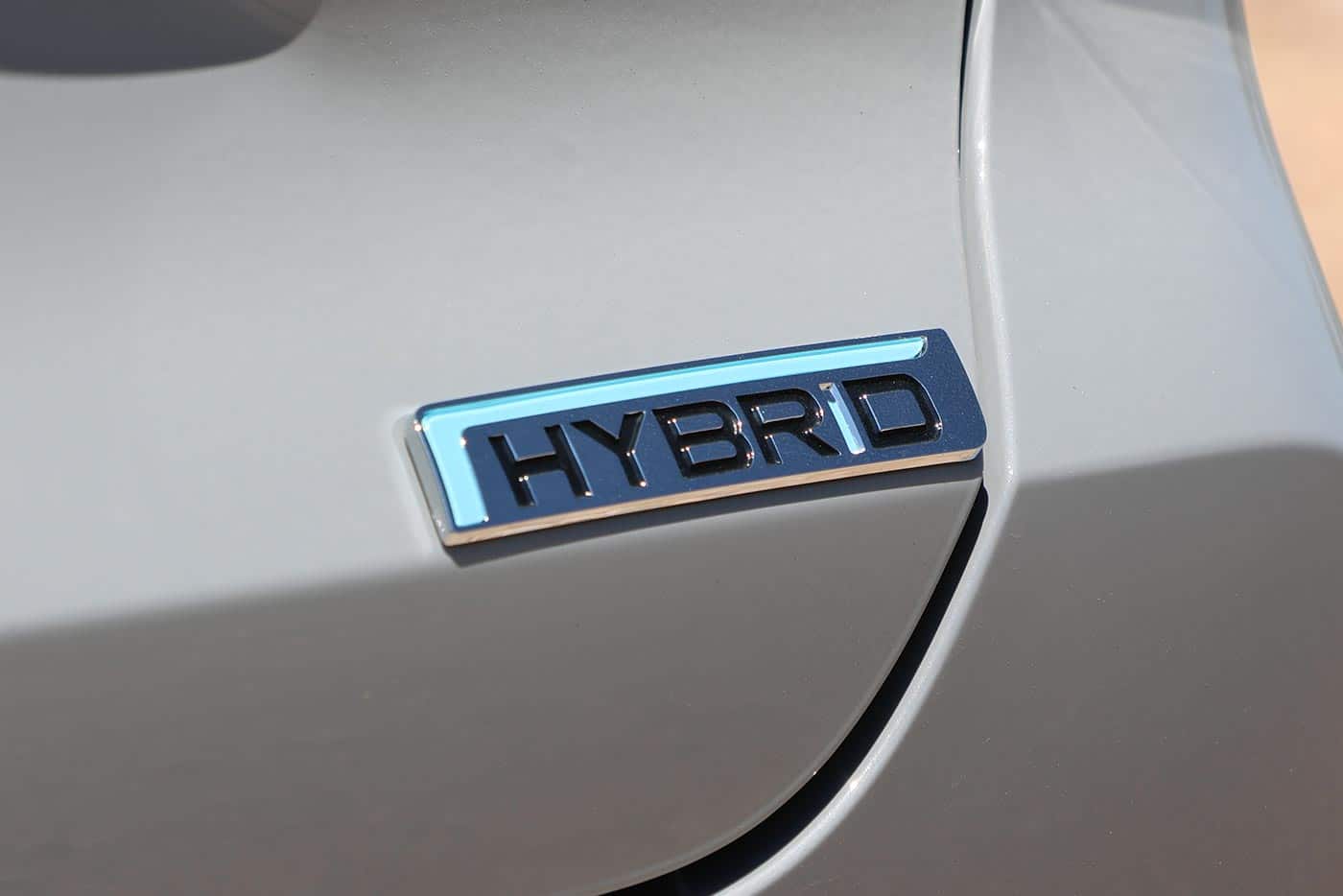Ποιο νέο πληθωρικό υβριδικό SUV παίρνεις με 25.990 ευρώ