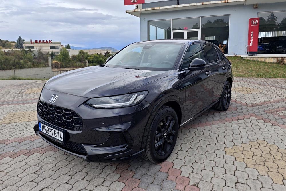 Honda ZR-V με 15.000 χλμ. «φθήνυνε» 16.000 ευρώ