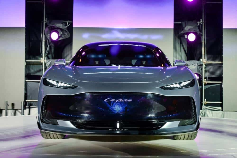 https://autogreeknews.gr/wp-content/uploads/2026/10/Lepas-Aura_3-1.jpg