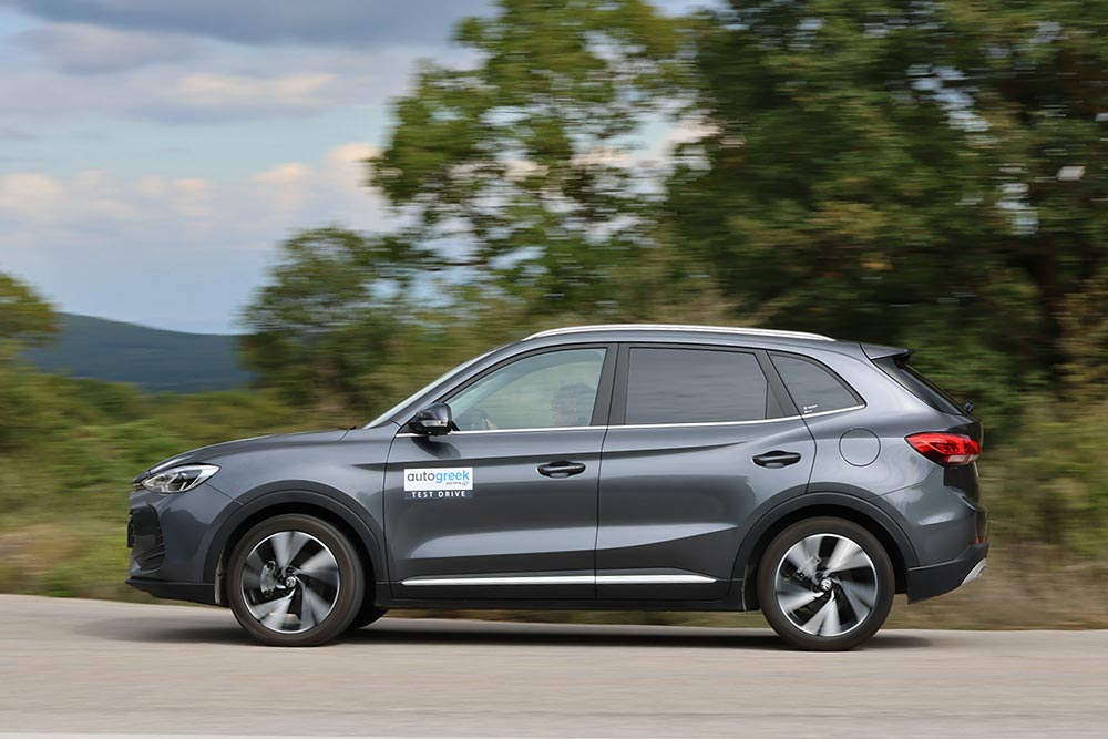 https://autogreeknews.gr/wp-content/uploads/2026/10/MG-ZS-Max-Hybrid-10.jpg