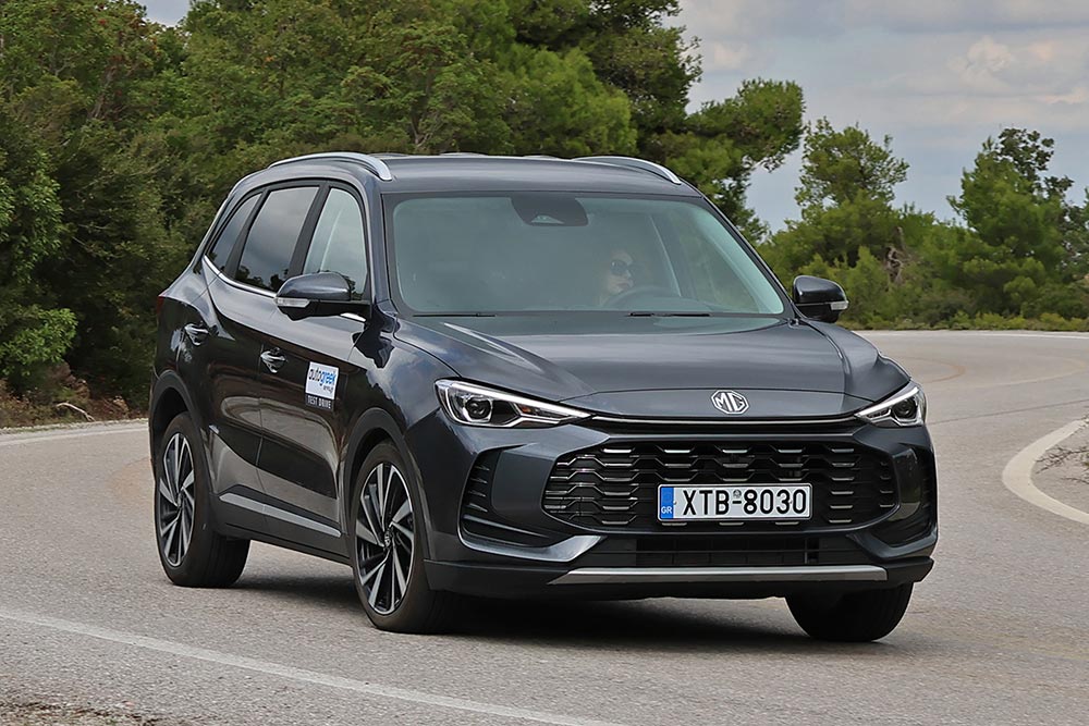 https://autogreeknews.gr/wp-content/uploads/2026/10/MG-ZS-Max-Hybrid-4.jpg