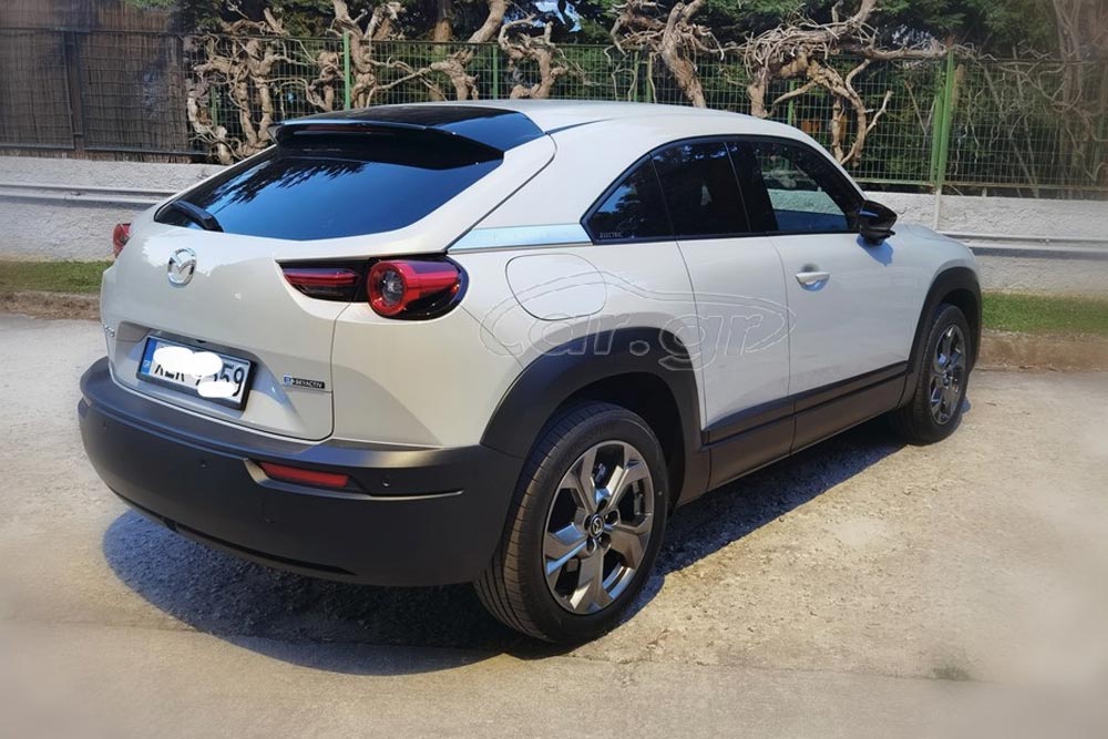 Mazda MX-30 με 9.500 χλμ. «έχασε» 20.000 ευρώ